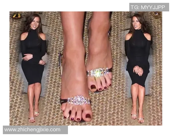 优雅与力量的结合足球明星们的魅力与风采探秘