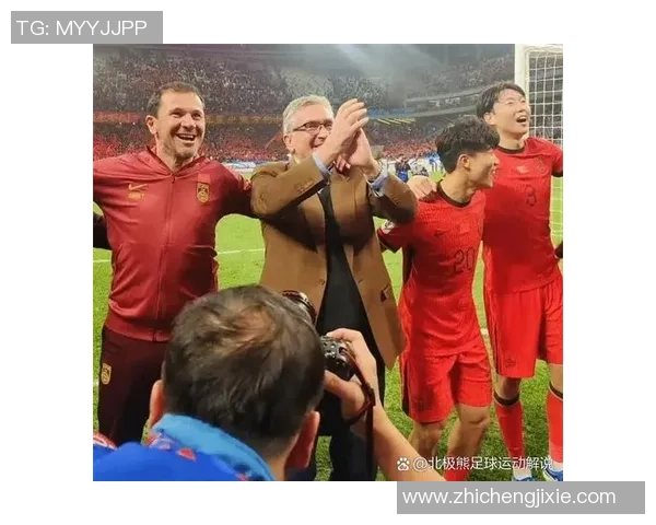 足球场上激情四溢,如何用生动的句子描绘这项运动的魅力与团队精神 足球场上激情四溢,如何用生动的句子描绘这项运动的魅力与团队精神